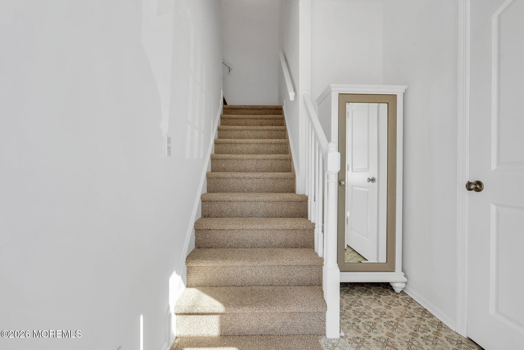 548 Washington Boulevard - Photo 11