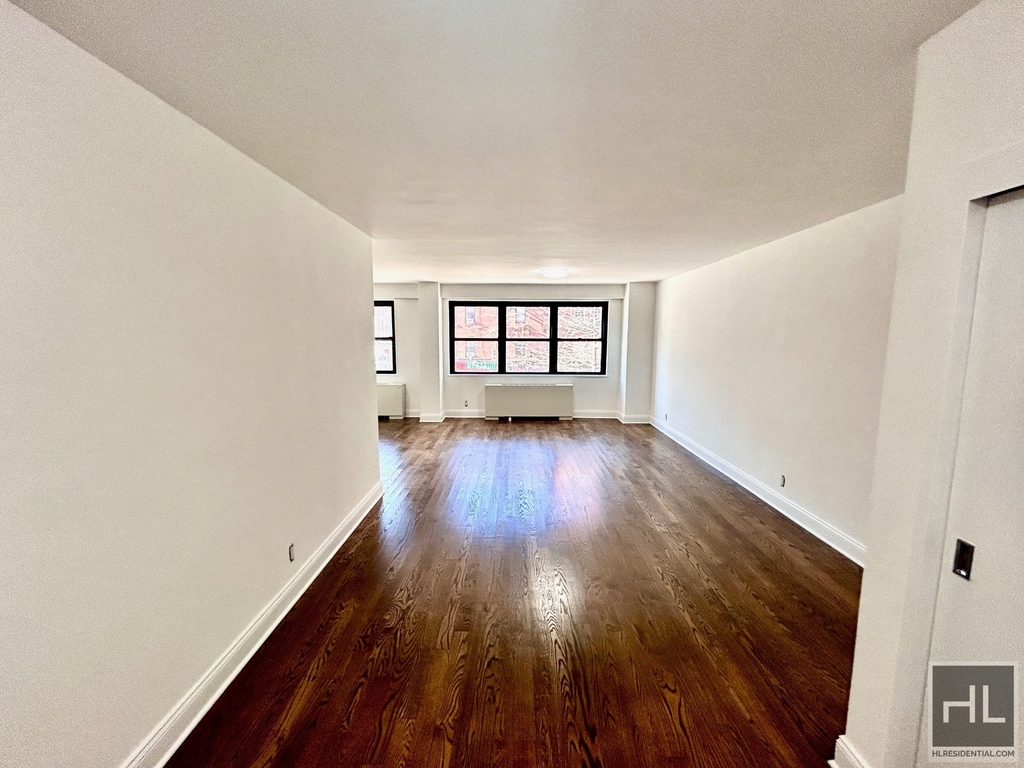 E 88th St - Photo 0