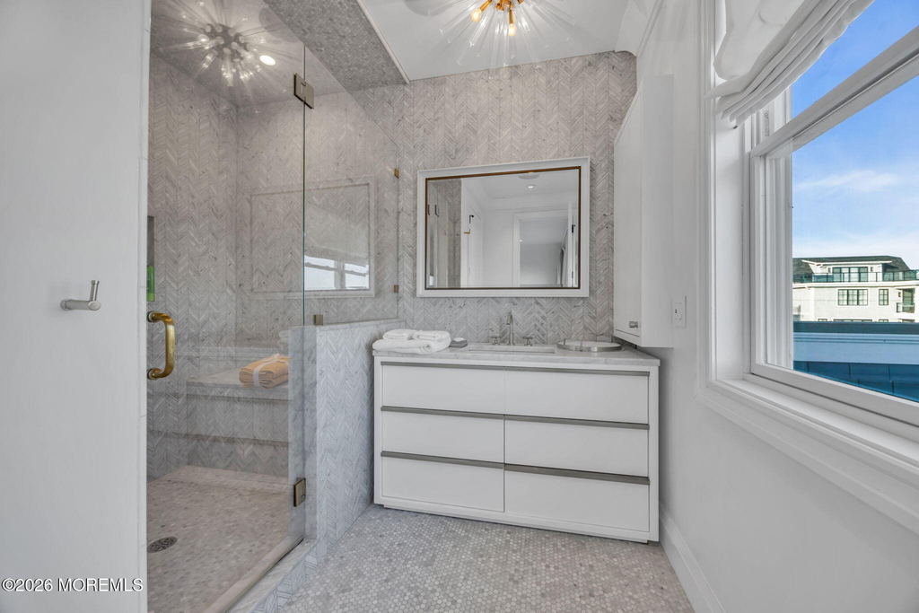 42 Marine Terrace - Photo 20