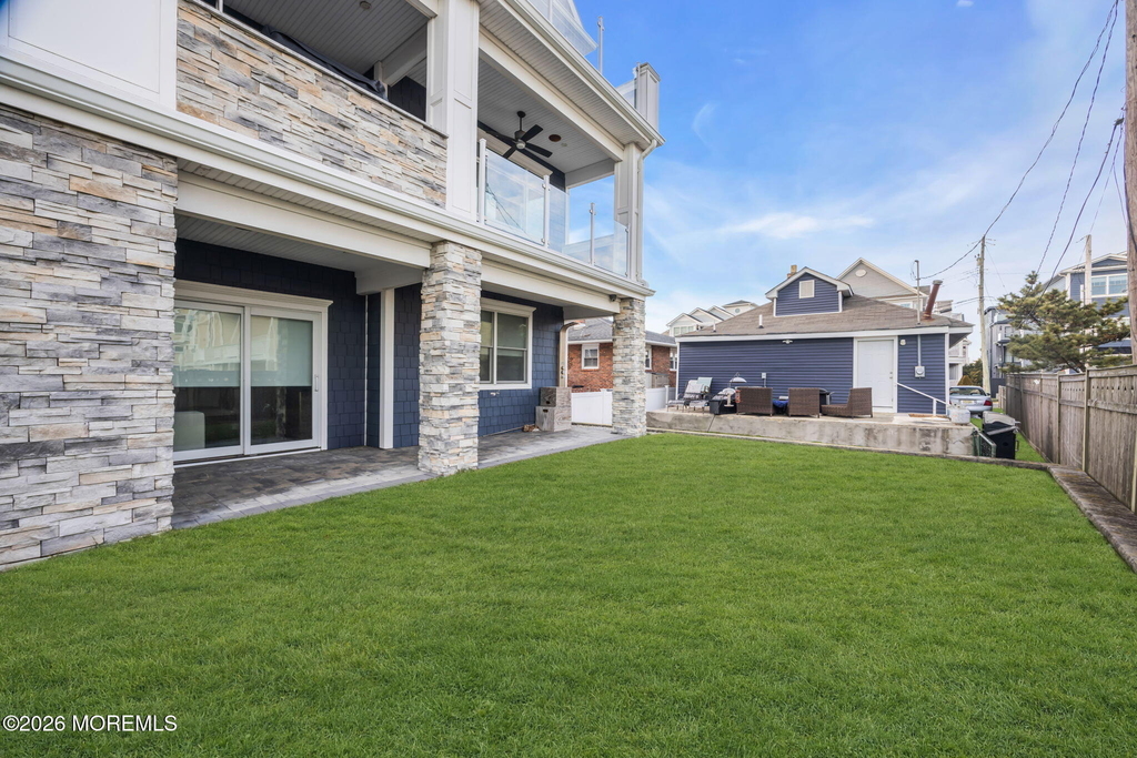 42 Marine Terrace - Photo 34