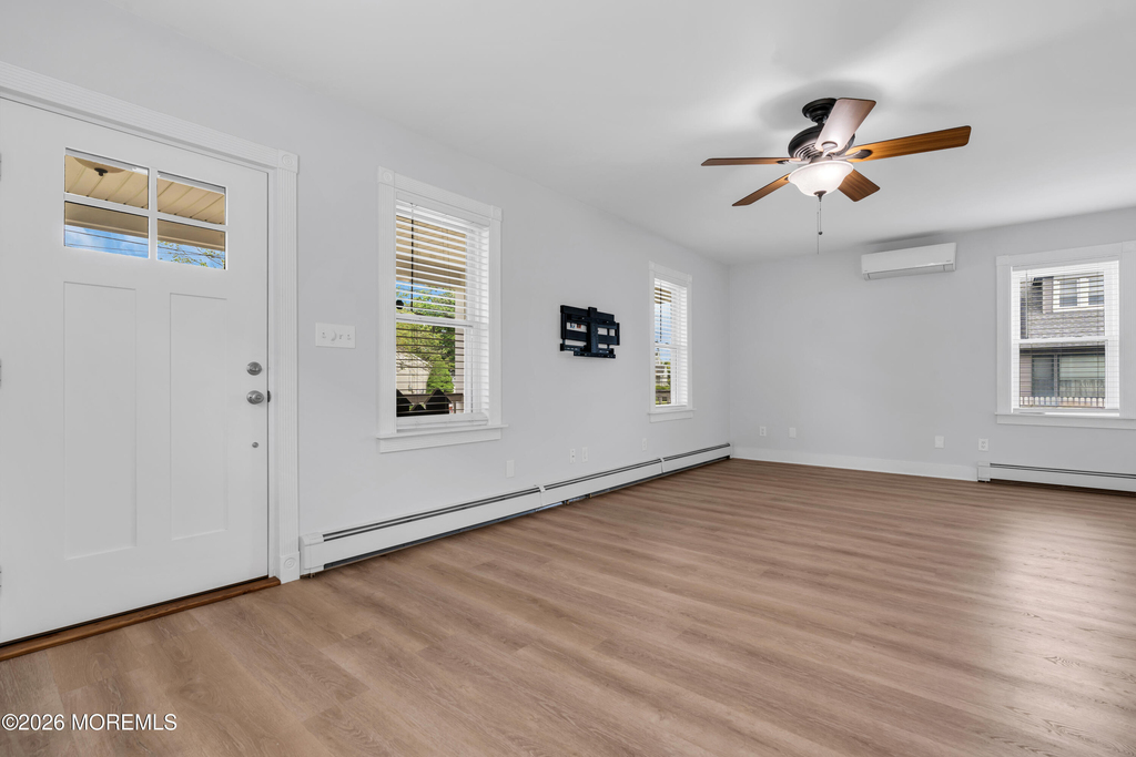 505 Long Branch Avenue - Photo 2