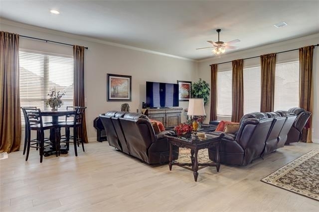 207 Michael Drive - Photo 4