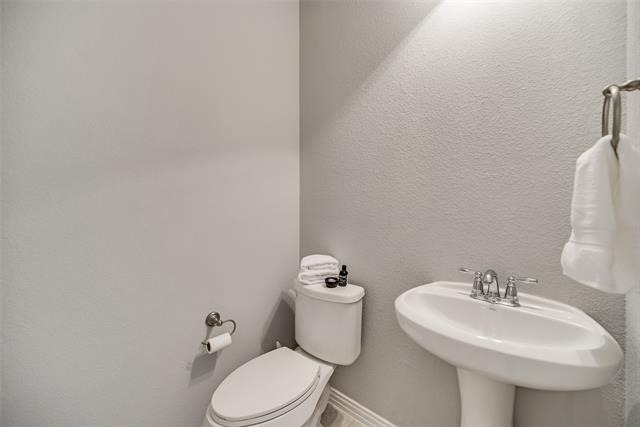 916 Brookville Court - Photo 14
