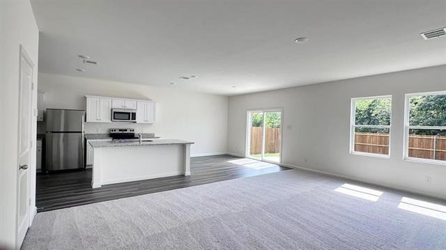 2105 Meadow Park Drive - Photo 4
