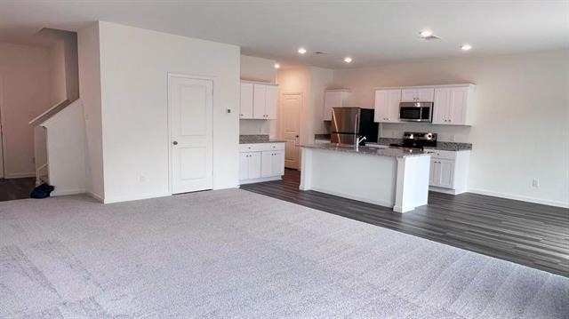 2105 Meadow Park Drive - Photo 3