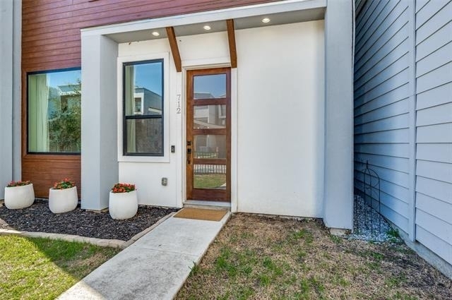 712 Rainwater Road - Photo 2