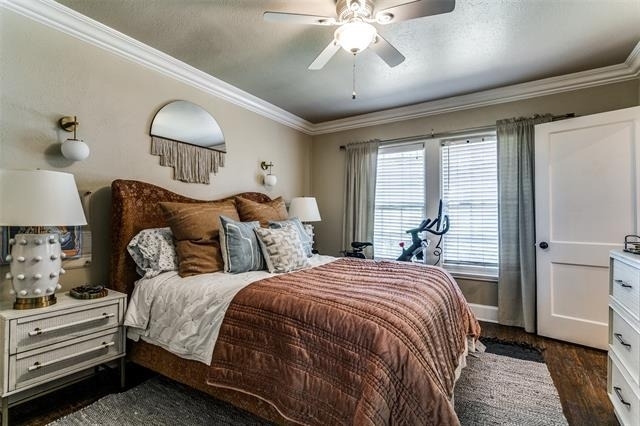 4558 Roland Avenue - Photo 8