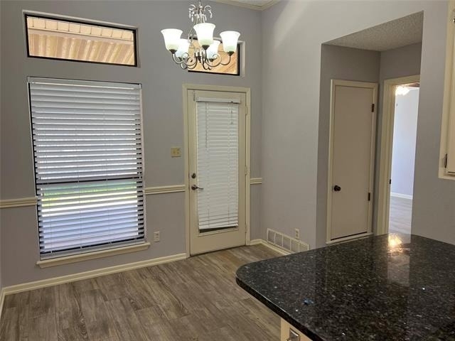873 Cloverleaf Lane - Photo 4