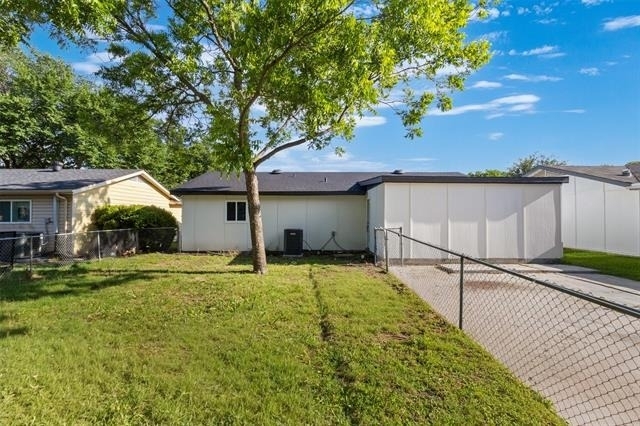 913 Roaming Road Drive - Photo 9