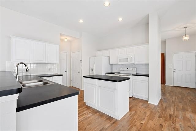 9844 Meadow Rue Drive - Photo 15