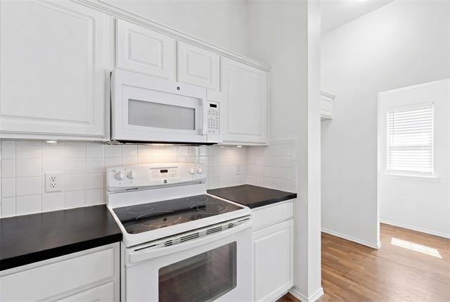 9844 Meadow Rue Drive - Photo 18