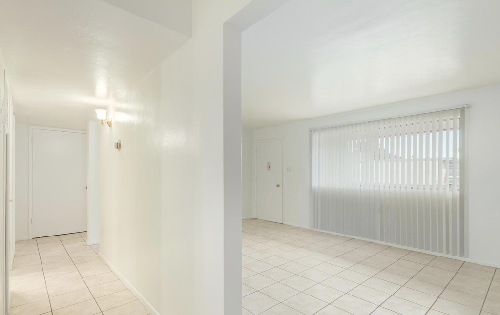 6242 N 12th Place - Photo 8