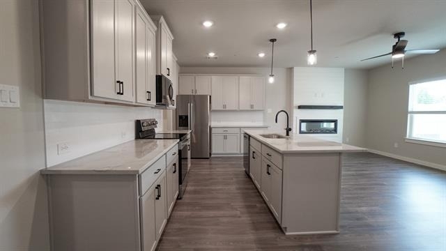 1606 Governors Boulevard - Photo 3