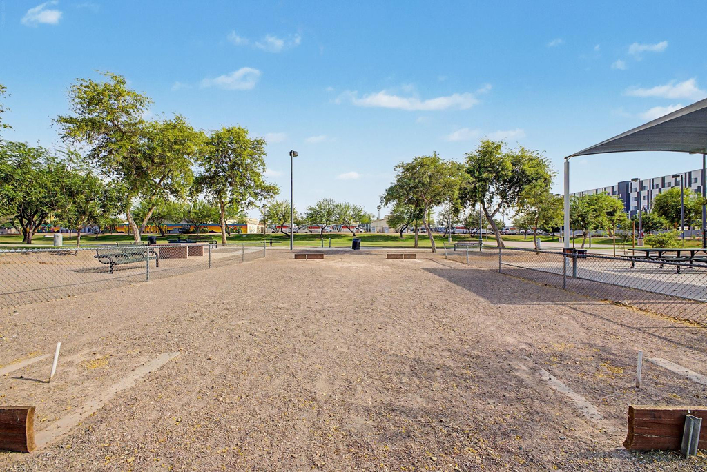 2605 E Lemon Street - Photo 36