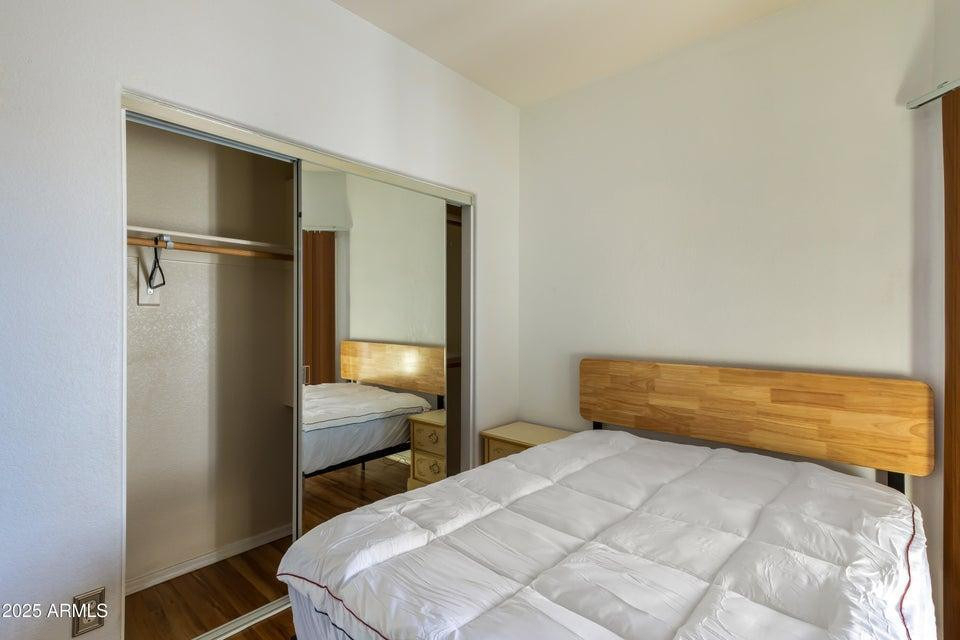 9151 W Greenway Road - Photo 18