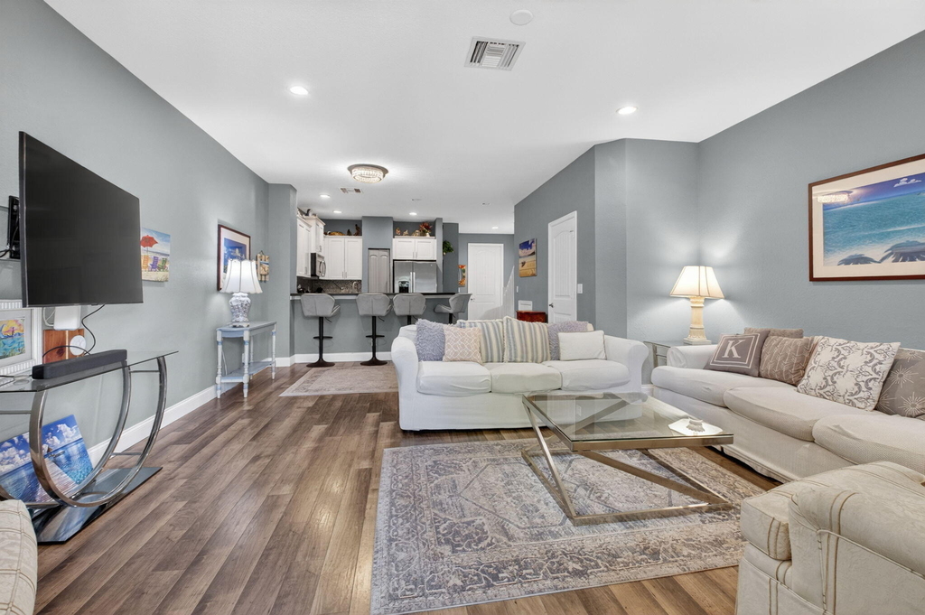 2626 Webb Avenue - Photo 6
