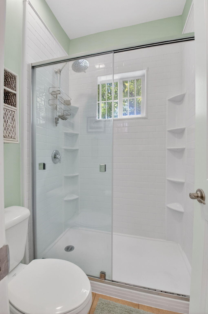 2626 Webb Avenue - Photo 16