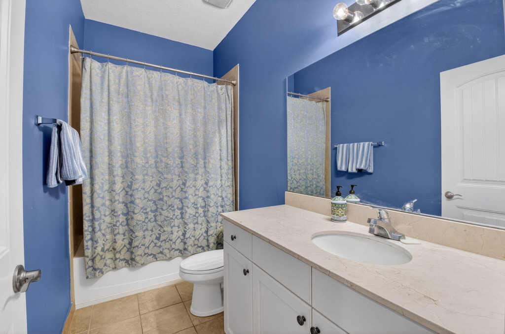 2626 Webb Avenue - Photo 18