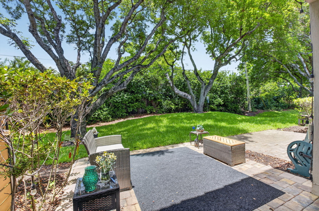 2626 Webb Avenue - Photo 21