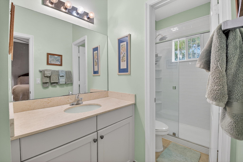 2626 Webb Avenue - Photo 15