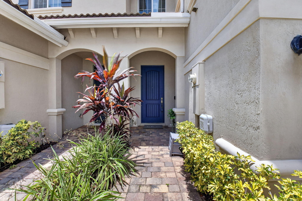2626 Webb Avenue - Photo 0