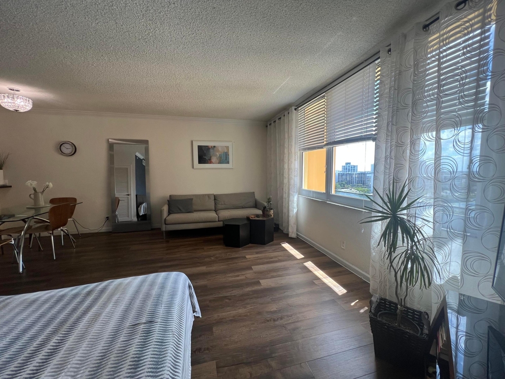 2501 S Ocean Drive - Photo 4