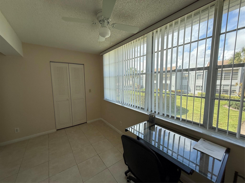 2900 Sw 22nd Avenue - Photo 20