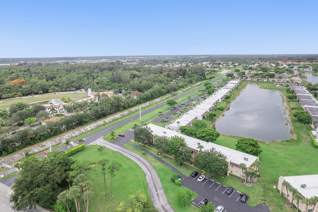 118 Lake Constance Drive - Photo 17