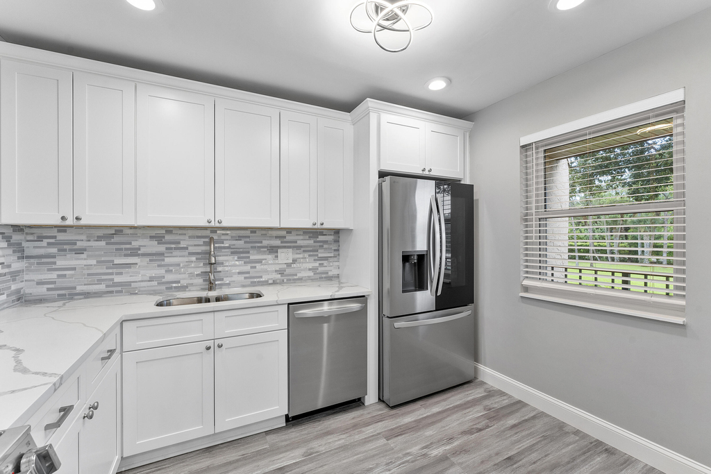 118 Lake Constance Drive - Photo 6