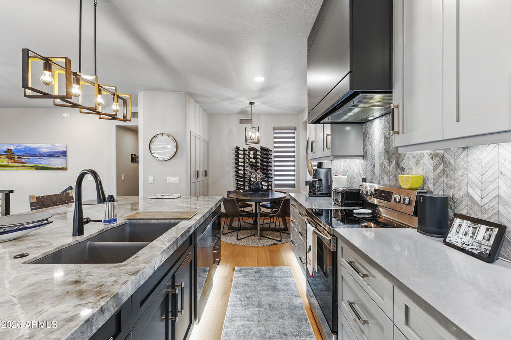 15221 N Clubgate Drive - Photo 9