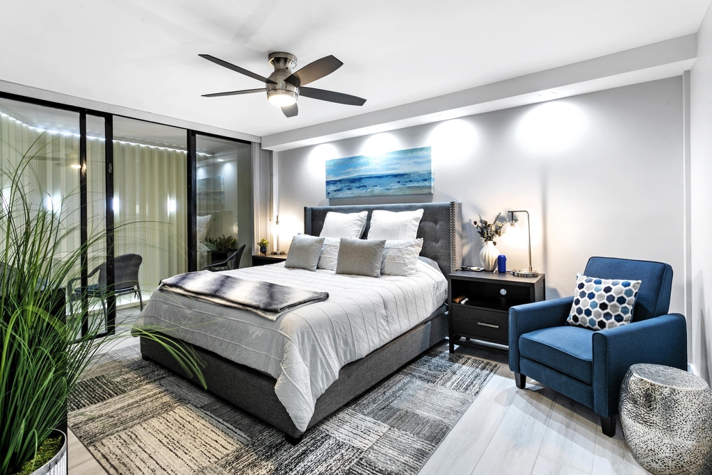 2400 Presidential Way - Photo 13