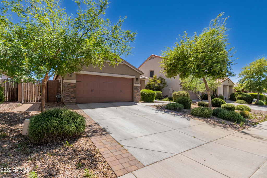 2227 E Stacey Road - Photo 4