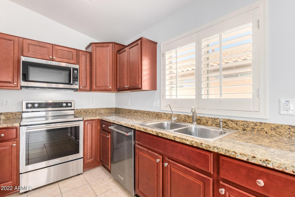 2227 E Stacey Road - Photo 12