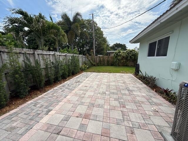 1575 Ne 47th Street - Photo 14