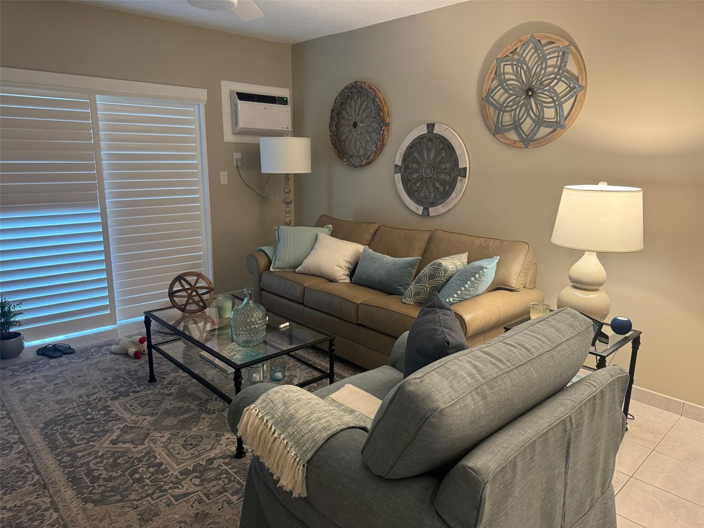 720 Orton Avenue - Photo 12