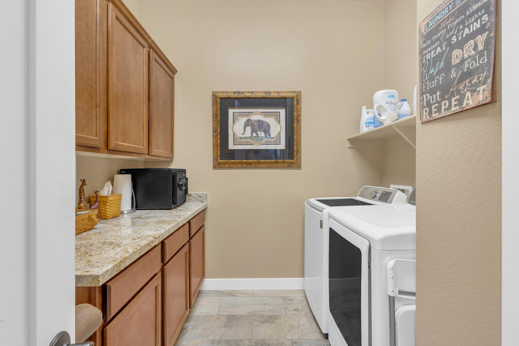 2555 S Benton - Photo 88
