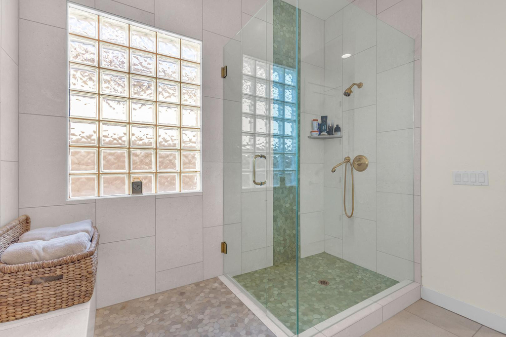 2555 S Benton - Photo 76