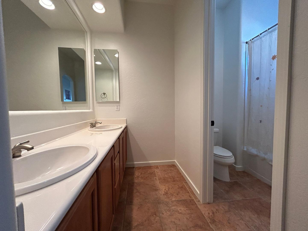 831 W Sycamore Court - Photo 11