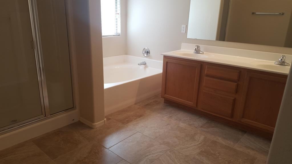 16198 W Hope Drive - Photo 8