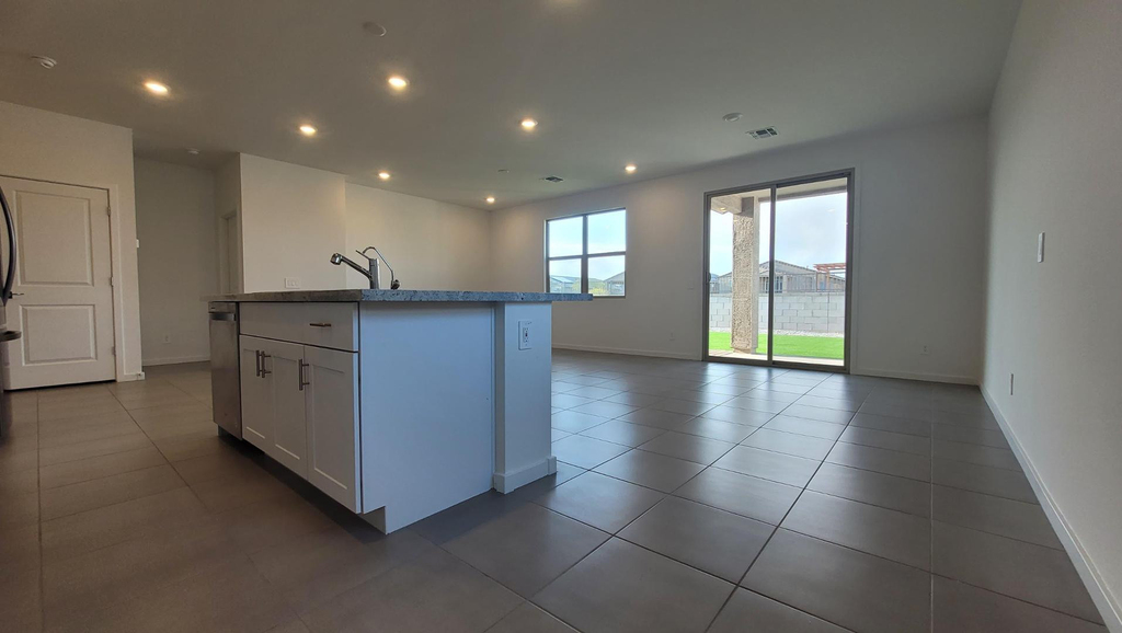 15998 W Smoketree Drive - Photo 12