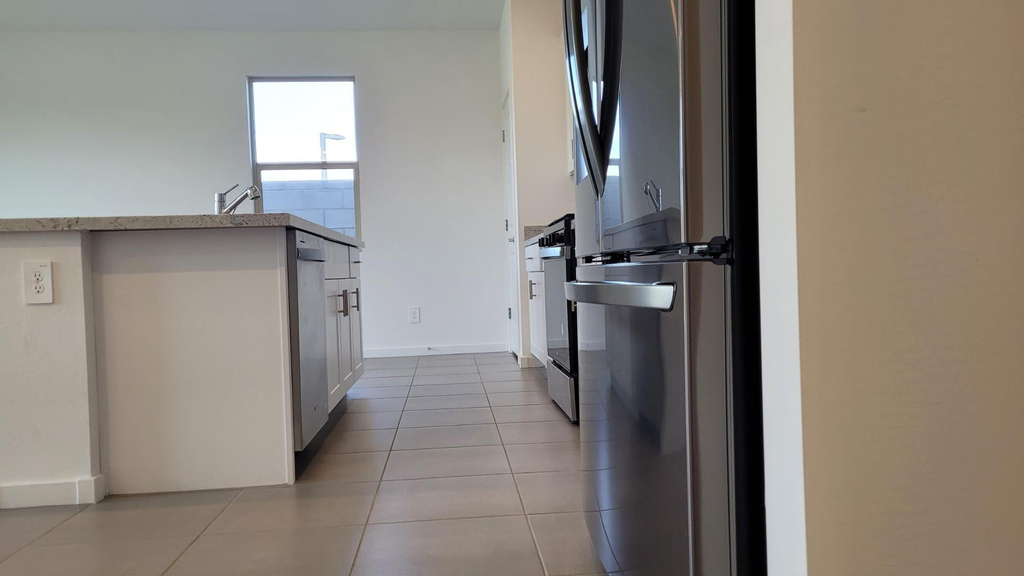 15998 W Smoketree Drive - Photo 17