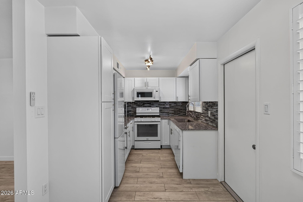 3517 E Montecito - Photo 23
