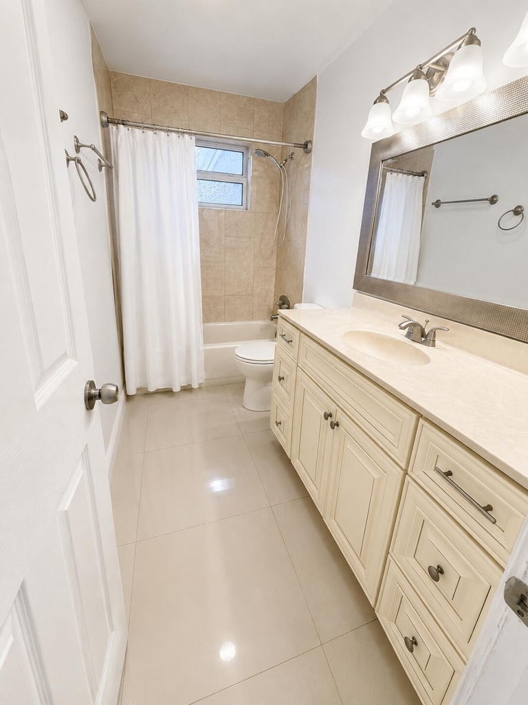 3111 N 66th Avenue - Photo 11