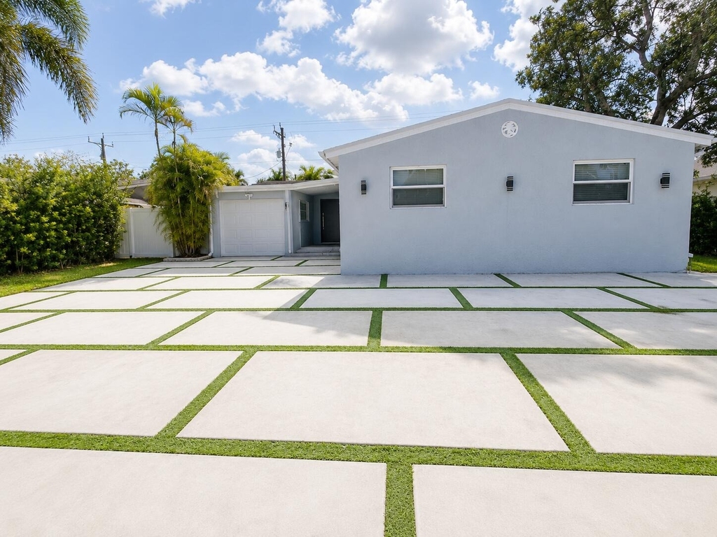3111 N 66th Avenue - Photo 0