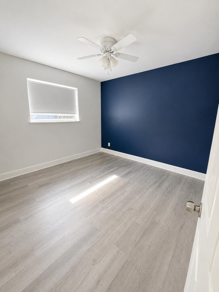 3111 N 66th Avenue - Photo 10