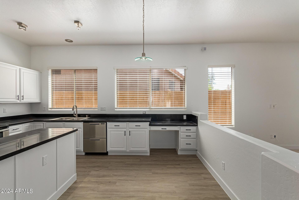 4327 E Sands Drive - Photo 10
