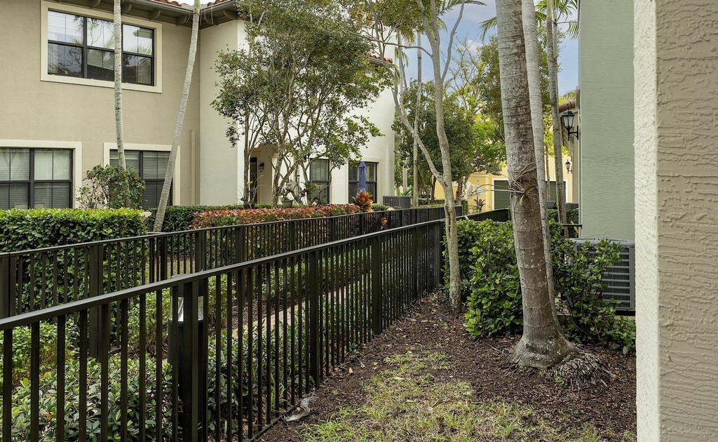 3330 Nw 124th Way - Photo 33
