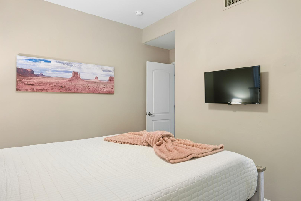 9033 W Patrick Lane - Photo 2