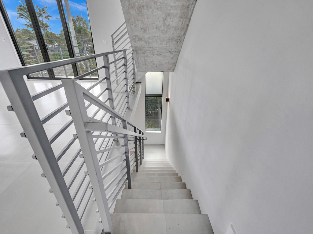 924 Ne 4th Street - Photo 9
