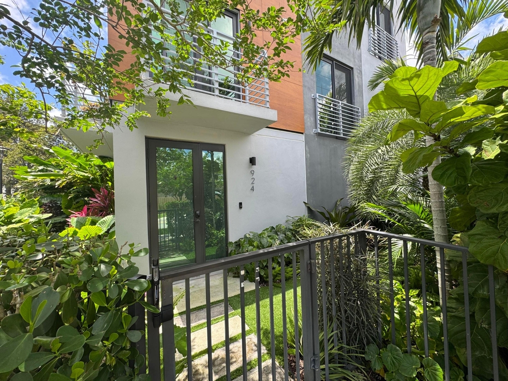 924 Ne 4th Street - Photo 6